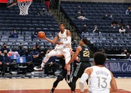 乐竞体育-国王杯倒计时，菲尼克斯太阳集结日绝杀压哨，细节引发关注，话题不断，年轻球员得到机会的简单介绍